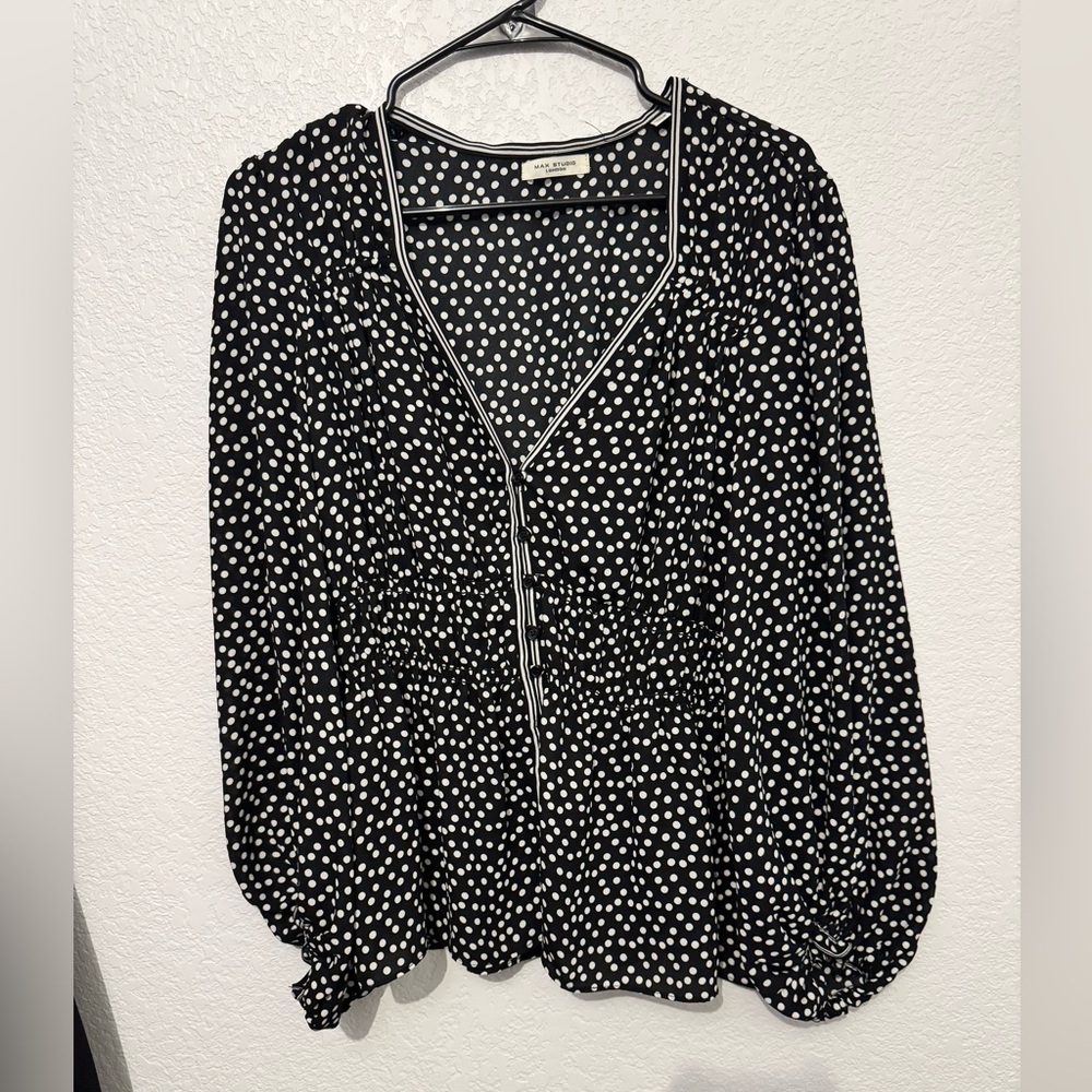 Max Studio Womens Black White Polka Dot Preppy Business Casual V-Neck Blouse